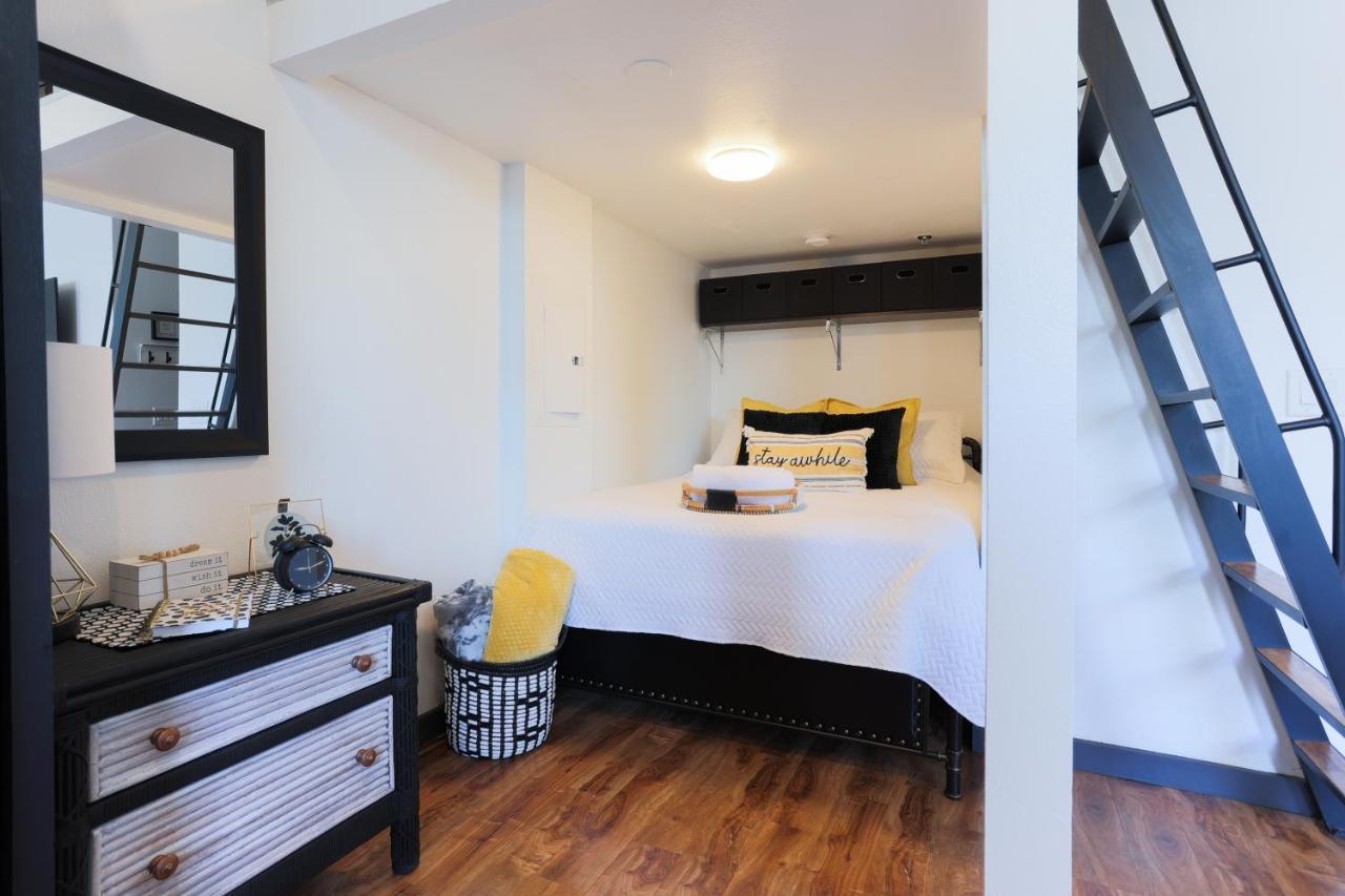Old West Studio Lofts West Tampa Luaran gambar