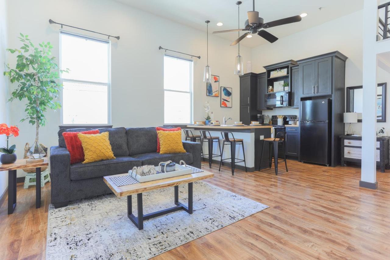 Old West Studio Lofts West Tampa Luaran gambar