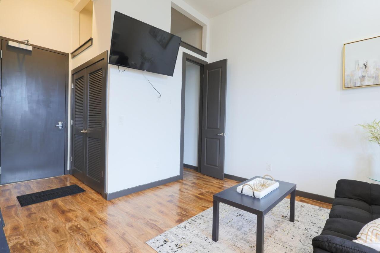 Old West Studio Lofts West Tampa Luaran gambar