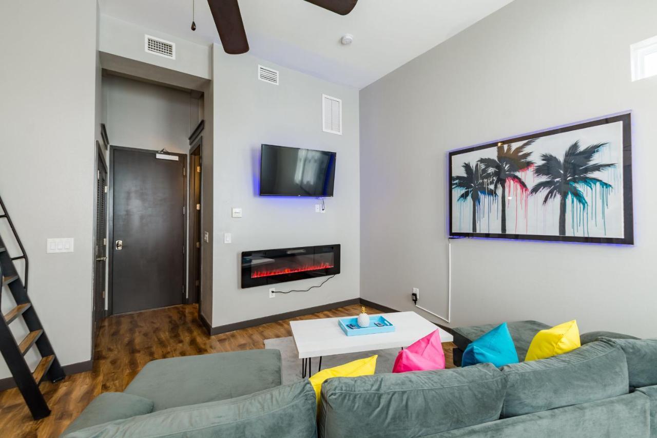 Old West Studio Lofts West Tampa Luaran gambar