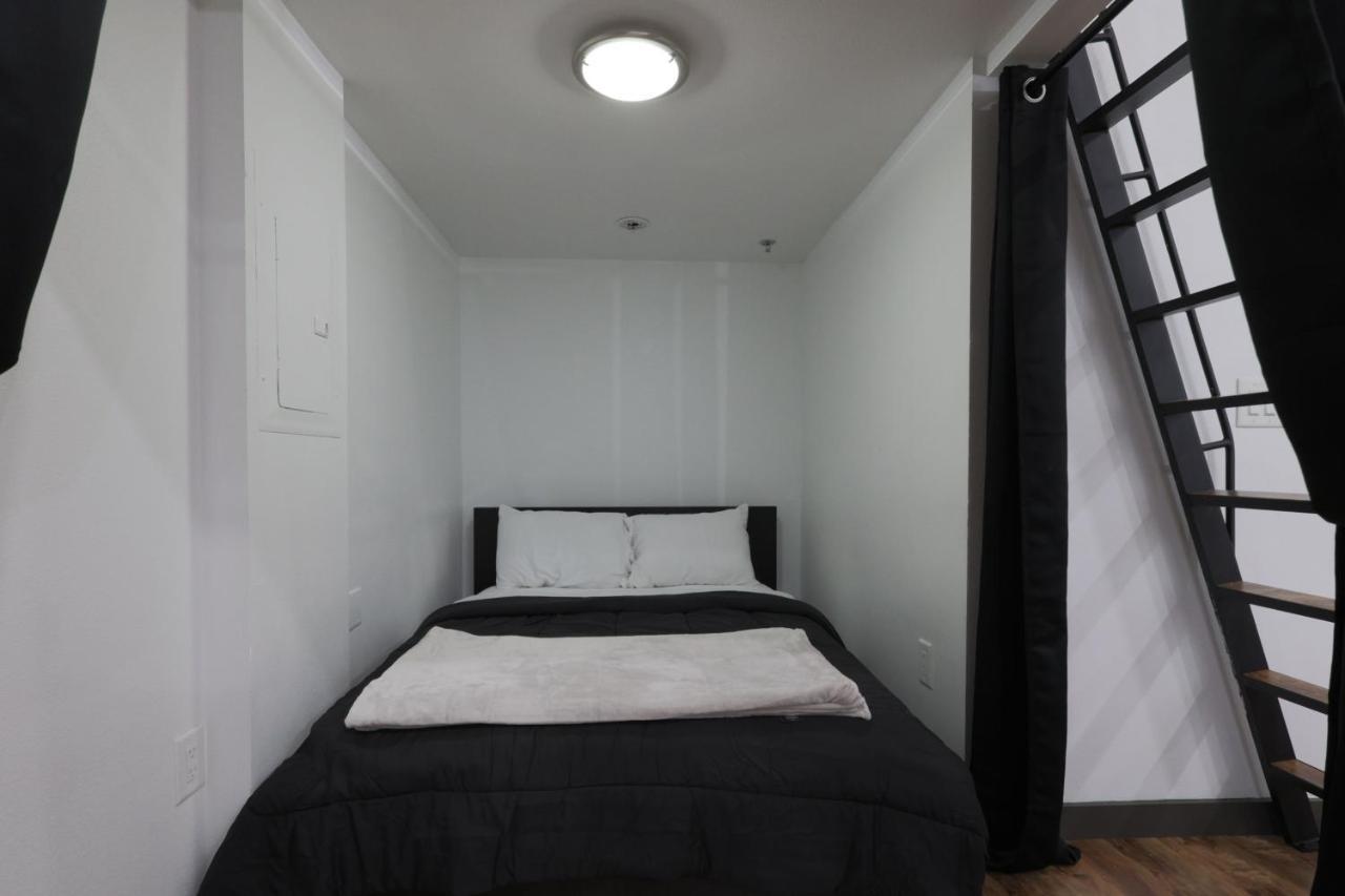 Old West Studio Lofts West Tampa Luaran gambar