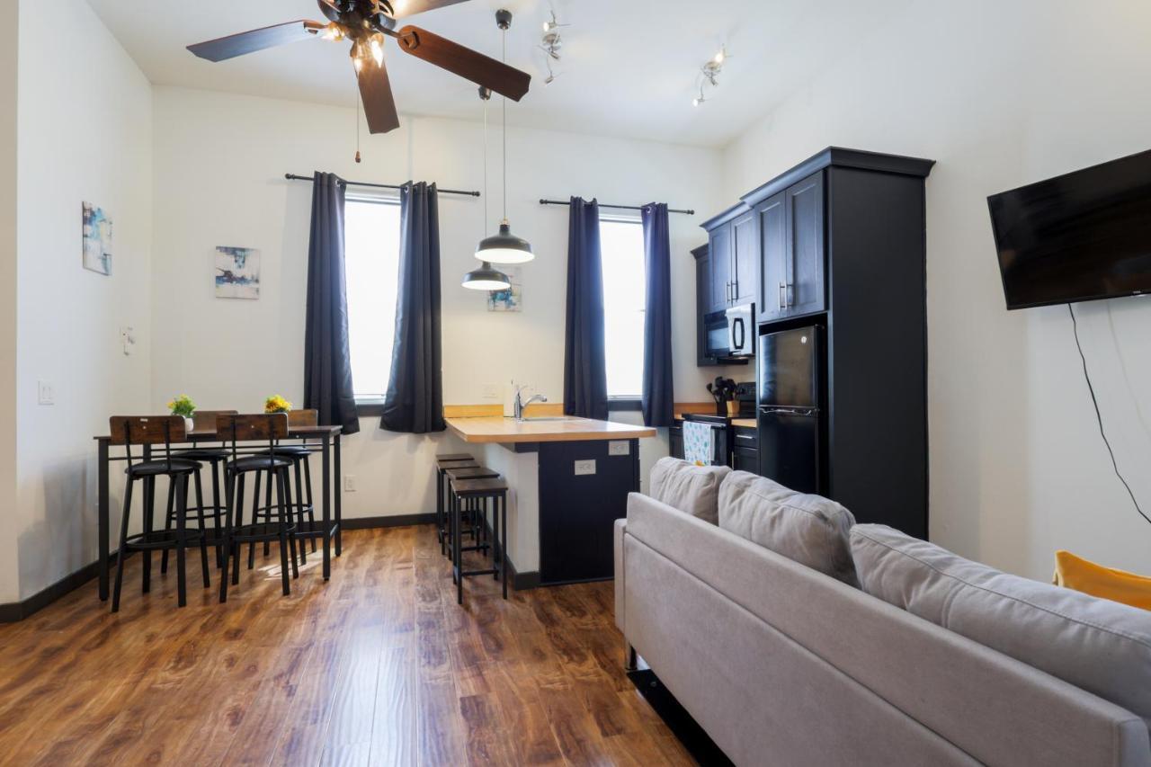 Old West Studio Lofts West Tampa Luaran gambar