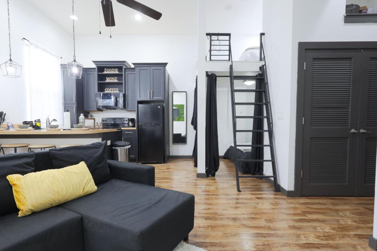 Old West Studio Lofts West Tampa Luaran gambar